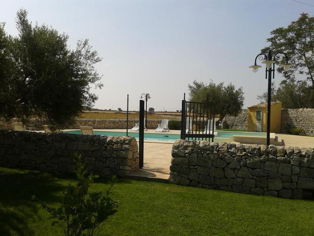 Oasi Di Cava Ispica Villa Pietre Nere San Zagaria Exterior photo